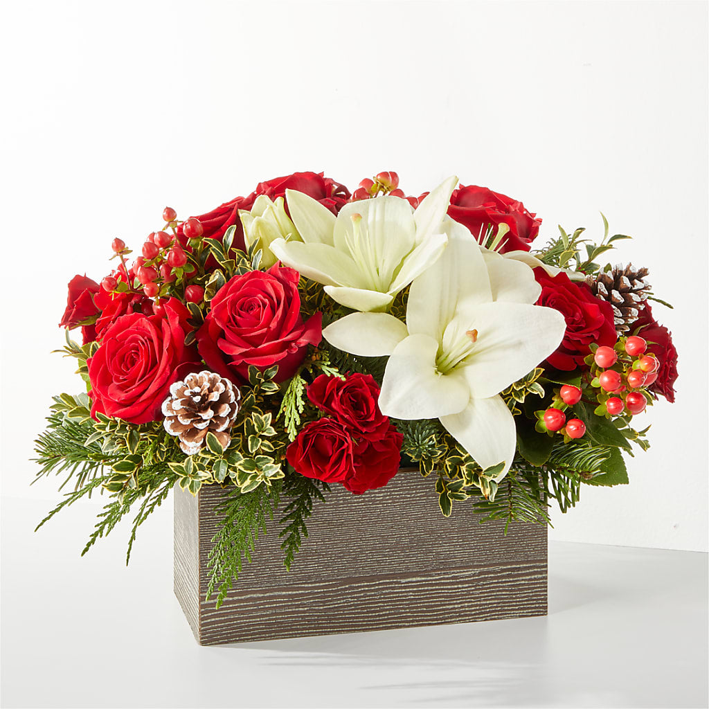 Snowy Wonderland Bouquet – EMERY'S FLOWERS & CO, Maumee OH