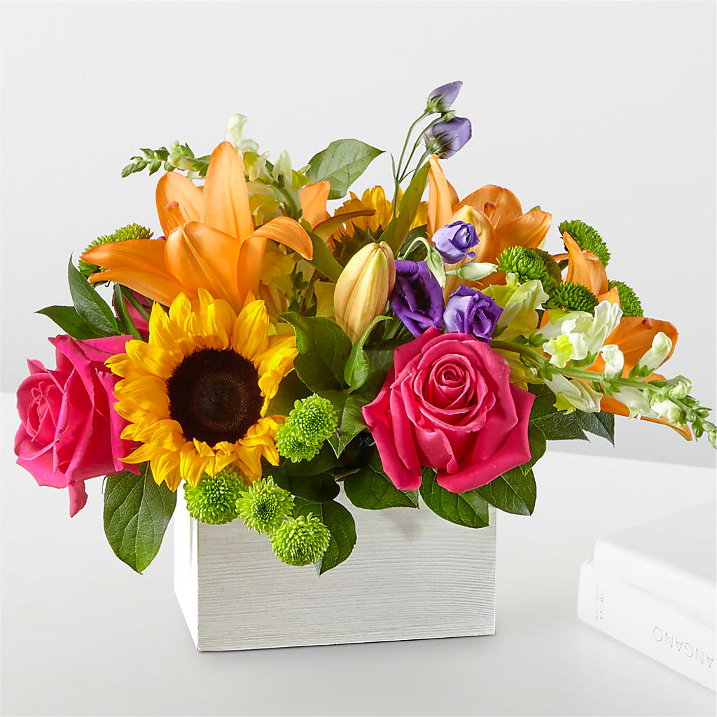 Best Day Box Bouquet – EMERY'S FLOWERS & CO, Maumee OH