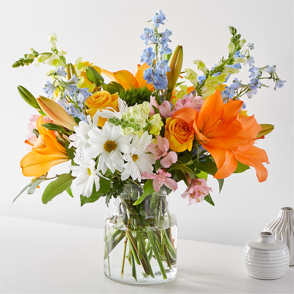 Sun Salutation Bouquet – EMERY'S FLOWERS & CO, Maumee OH