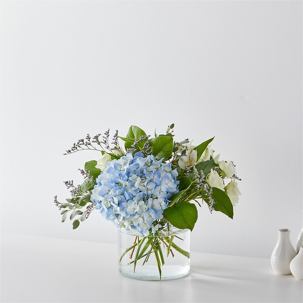 Coastal Blossom Bouquet – EMERY'S FLOWERS & CO, Maumee OH
