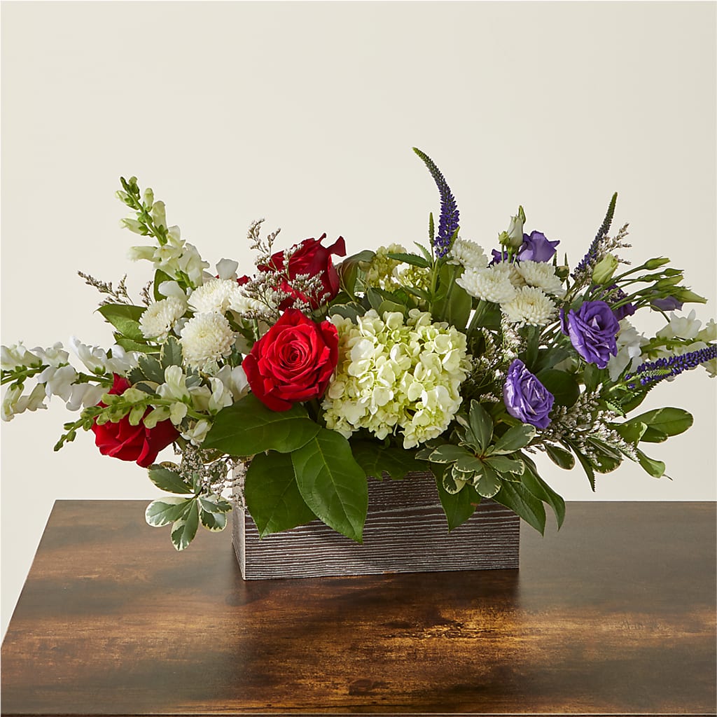 Sweet Magnolia Bouquet – EMERY'S FLOWERS & CO, Maumee OH