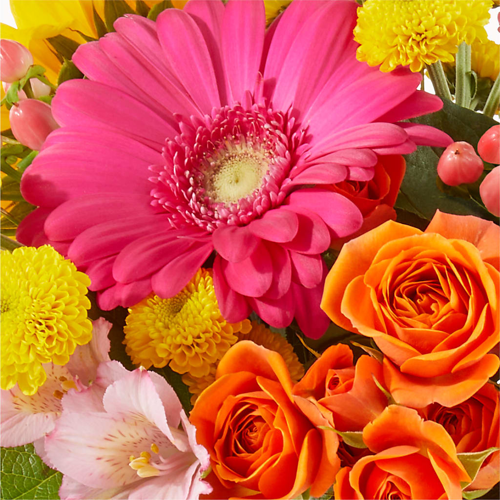 Florist Original Mixed Bouquet – EMERY'S FLOWERS & CO, Maumee OH