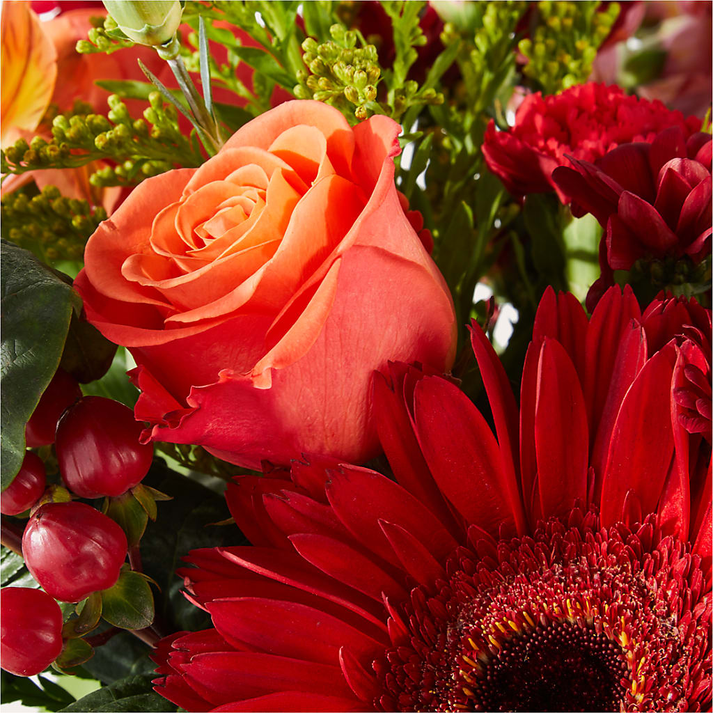 Sweater Season - A Florist Original – EMERY'S FLOWERS & CO, Maumee OH