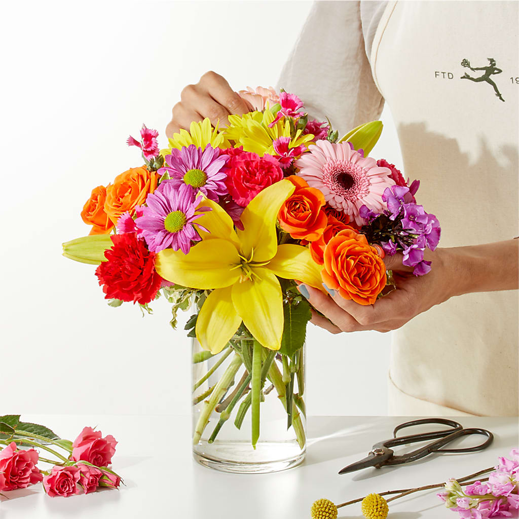 Cue the Confetti - A Florist Original – EMERY'S FLOWERS & CO, Maumee OH