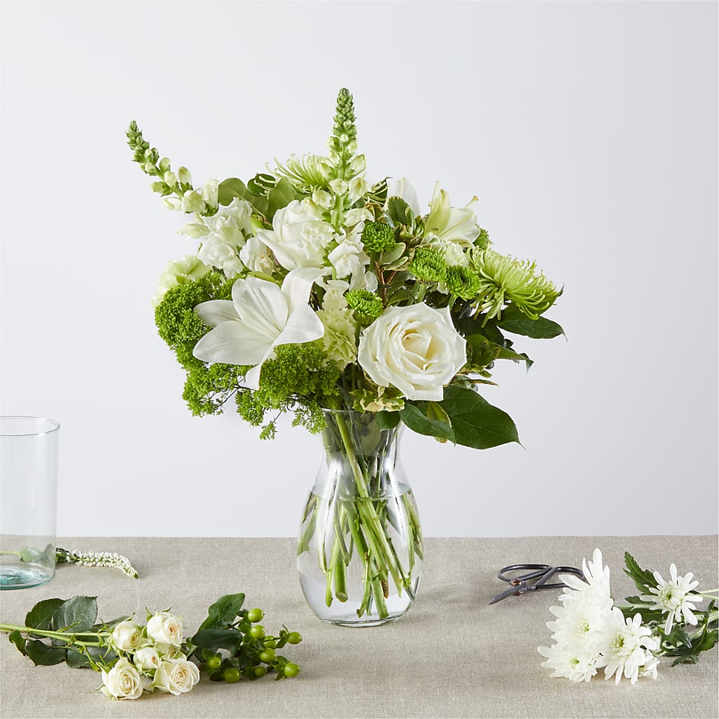 Irish Garden - A Florist Original – EMERY'S FLOWERS & CO, Maumee OH