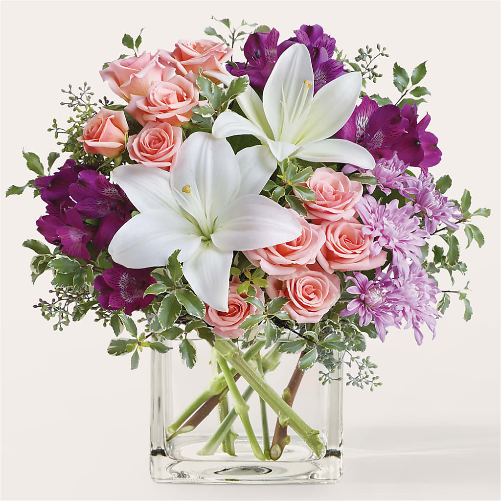 Mani Pedi Bouquet – EMERY'S FLOWERS & CO, Maumee OH