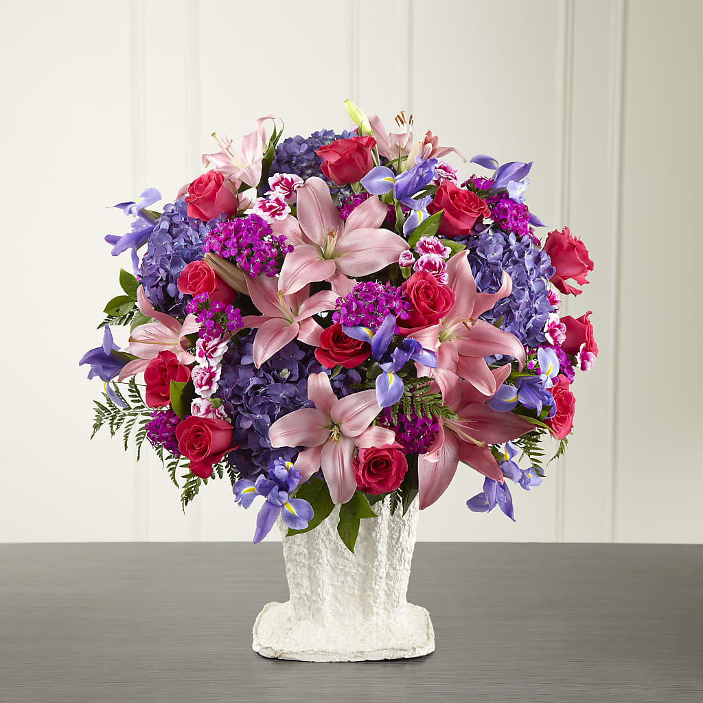 We Fondly Remember Arrangement – EMERY'S FLOWERS & CO, Maumee OH