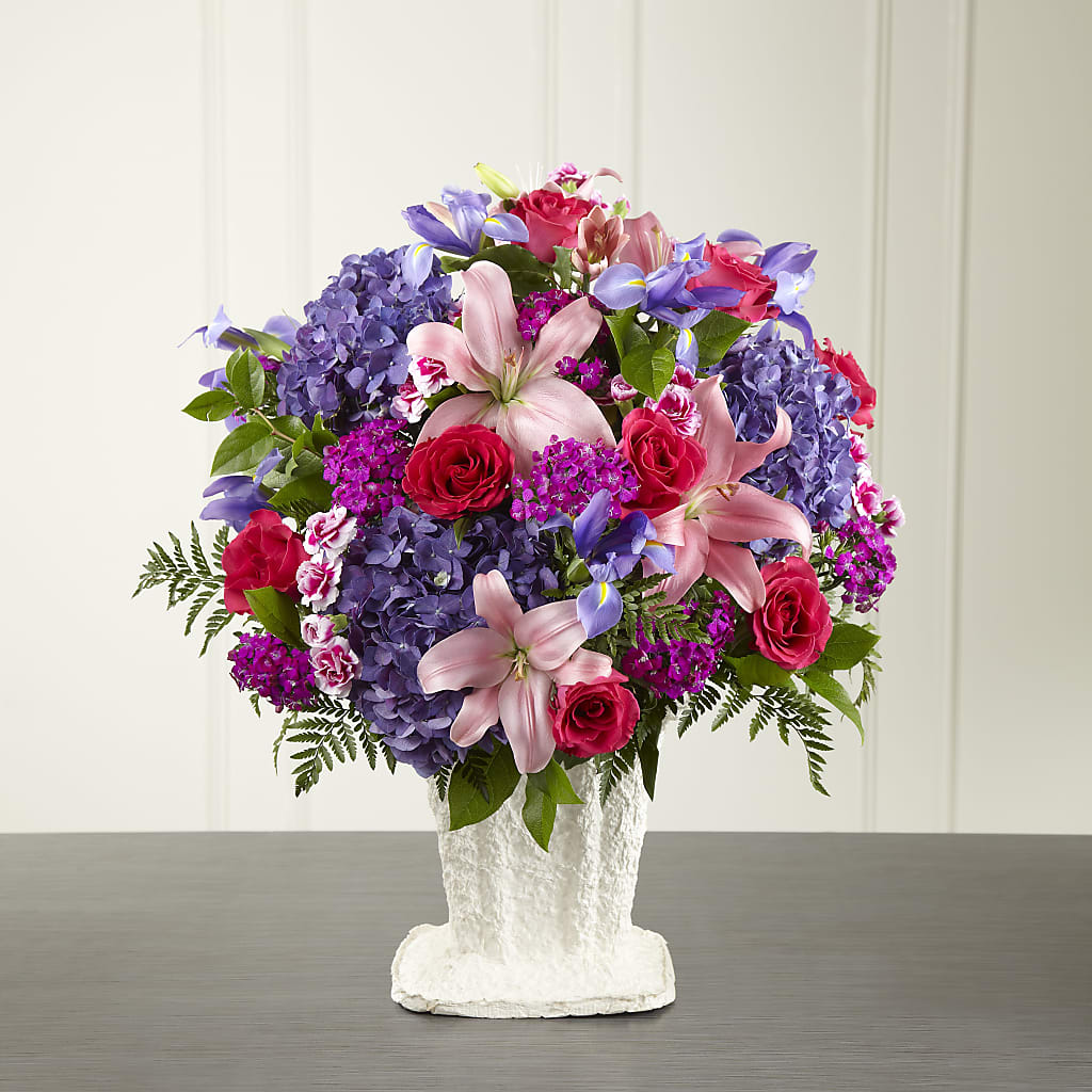 We Fondly Remember Arrangement – EMERY'S FLOWERS & CO, Maumee OH