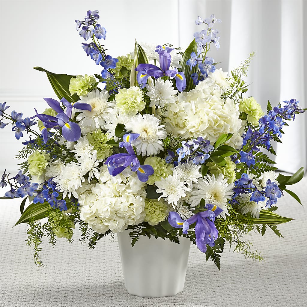 Soft Serenity Floor Basket – EMERY'S FLOWERS & CO, Maumee OH