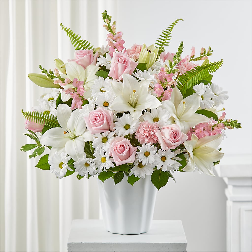 Soft Touch Tabletop Basket – EMERY'S FLOWERS & CO, Maumee OH