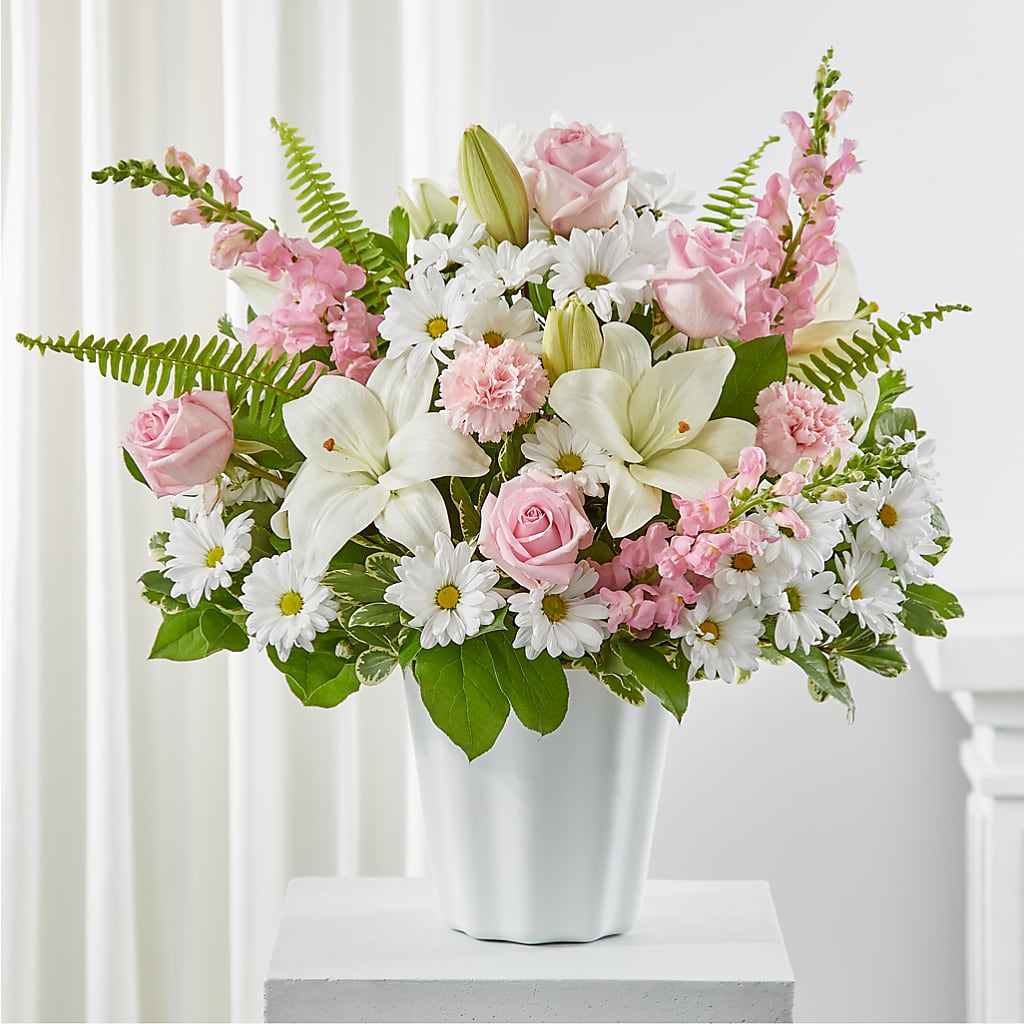 Soft Touch Tabletop Basket – EMERY'S FLOWERS & CO, Maumee OH