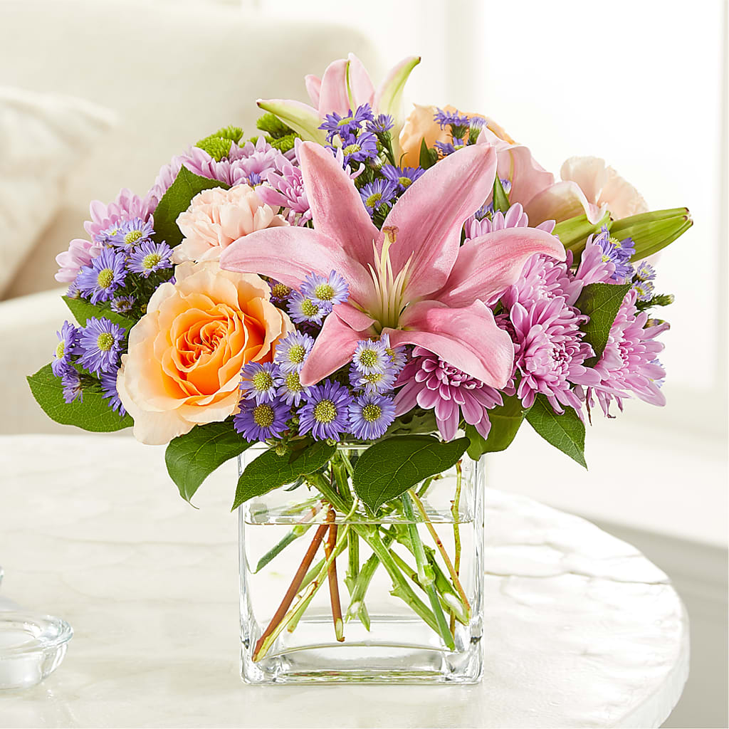 Delicate Details Bouquet – EMERY'S FLOWERS & CO, Maumee OH