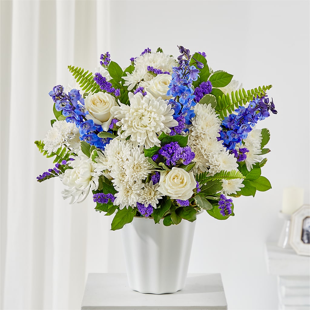 Hold Dear Tabletop Basket – EMERY'S FLOWERS & CO, Maumee OH