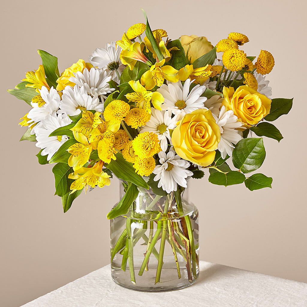 Sunny Sentiments Bouquet – EMERY'S FLOWERS & CO, Maumee OH