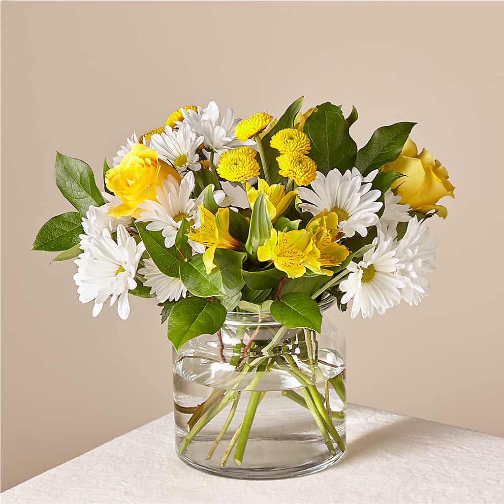 Sunny Sentiments Bouquet – EMERY'S FLOWERS & CO, Maumee OH
