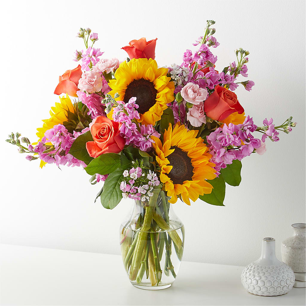 Yellow Brick Road Bouquet – EMERY'S FLOWERS & CO, Maumee OH