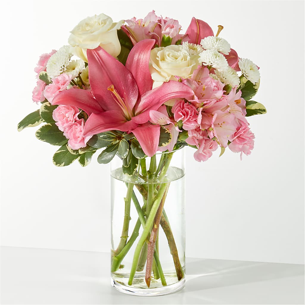 Piece of Cake Bouquet – EMERY'S FLOWERS & CO, Maumee OH