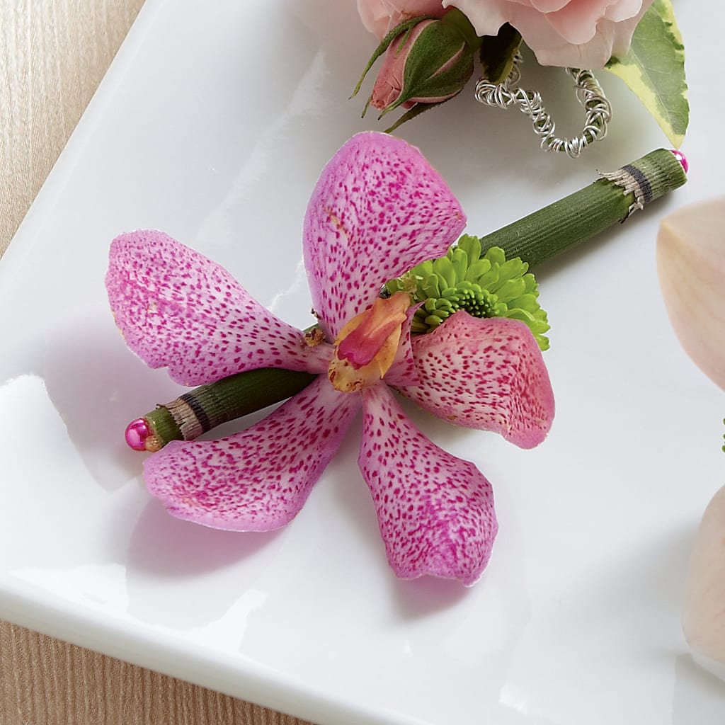 Pink Mokara Boutonniere – EMERY'S FLOWERS & CO, Maumee OH