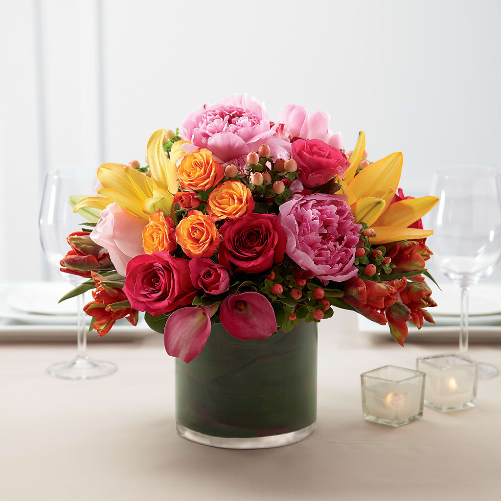 Color Mix Arrangement – EMERY'S FLOWERS & CO, Maumee OH