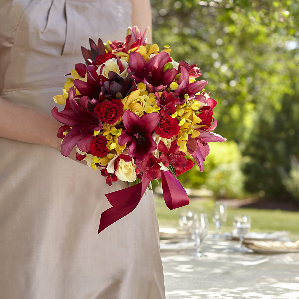 Sunningdale Bouquet – EMERY'S FLOWERS & CO, Maumee OH