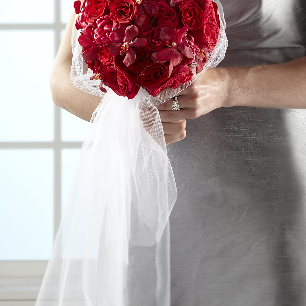 Desire Bouquet – EMERY'S FLOWERS & CO, Maumee OH