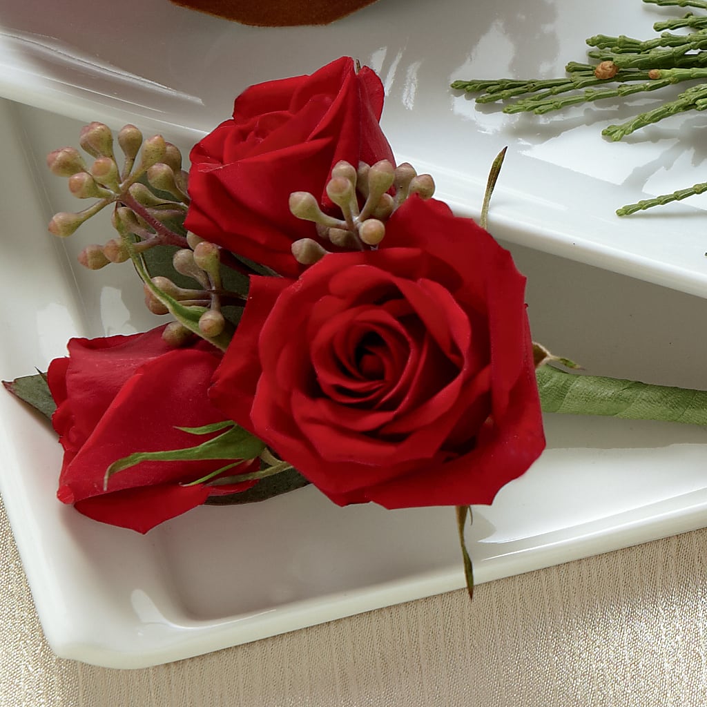 Red Spray Rose Boutonniere – EMERY'S FLOWERS & CO, Maumee OH