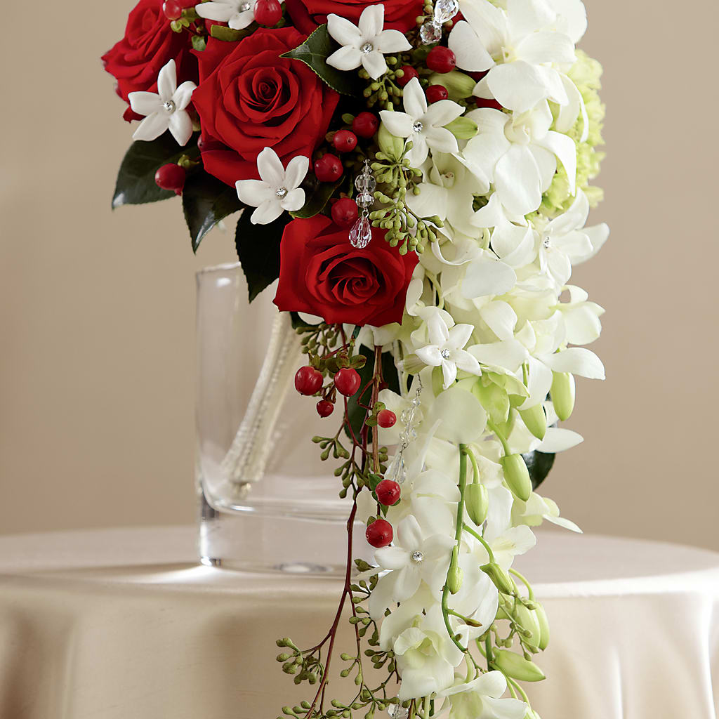 Here Comes the Bride Bouquet – EMERY'S FLOWERS & CO, Maumee OH