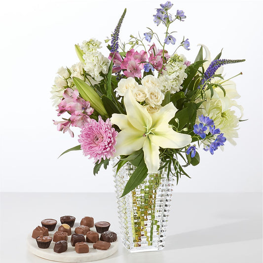 Winter Celebration Bouquet – EMERY'S FLOWERS & CO, Maumee OH