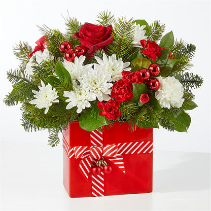 Presents Under the Tree Bouquet – EMERY'S FLOWERS & CO, Maumee OH