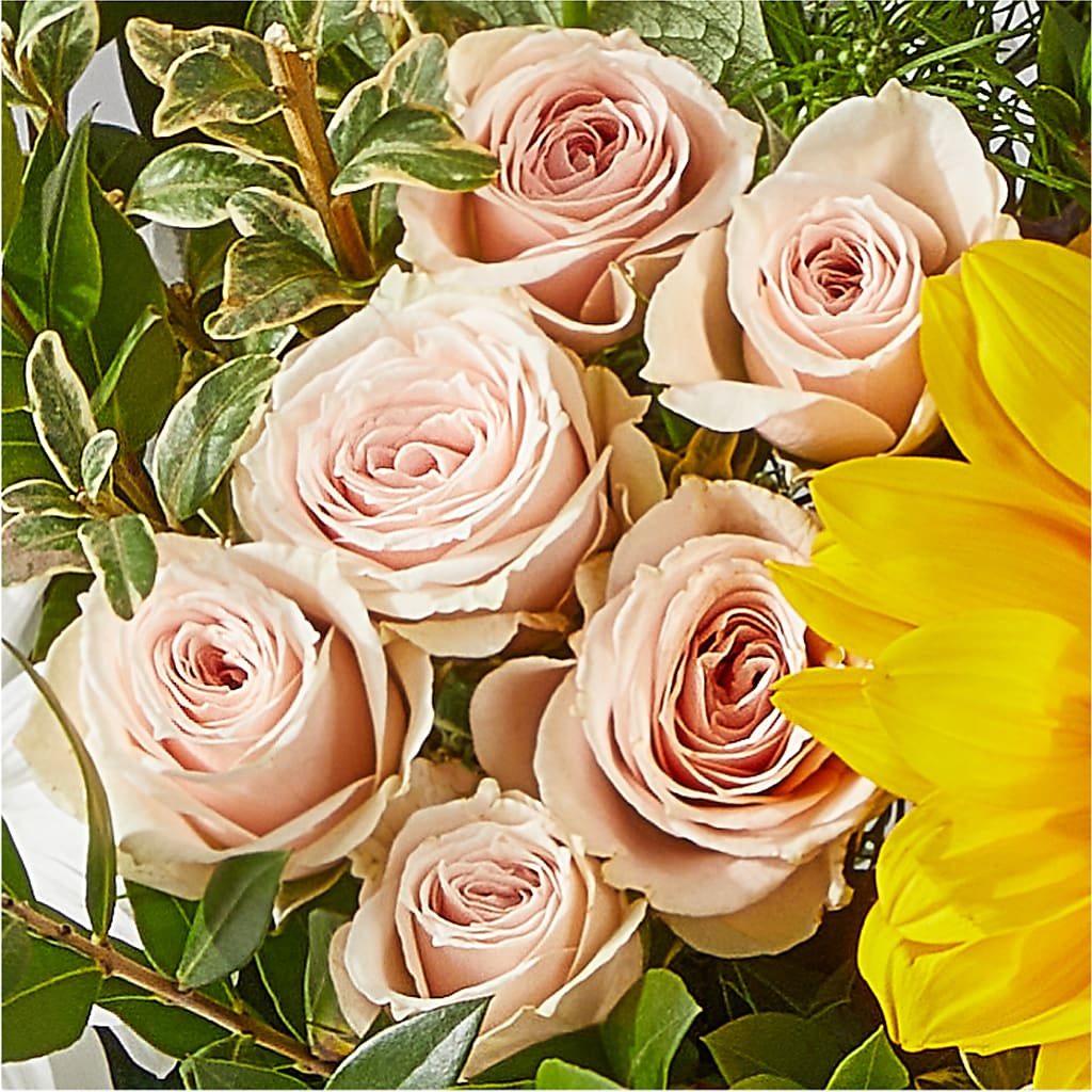 The Good Life Bouquet – EMERY'S FLOWERS & CO, Maumee OH