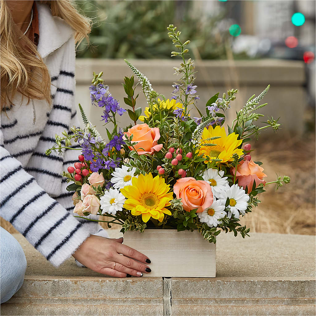 The Good Life Bouquet – EMERY'S FLOWERS & CO, Maumee OH