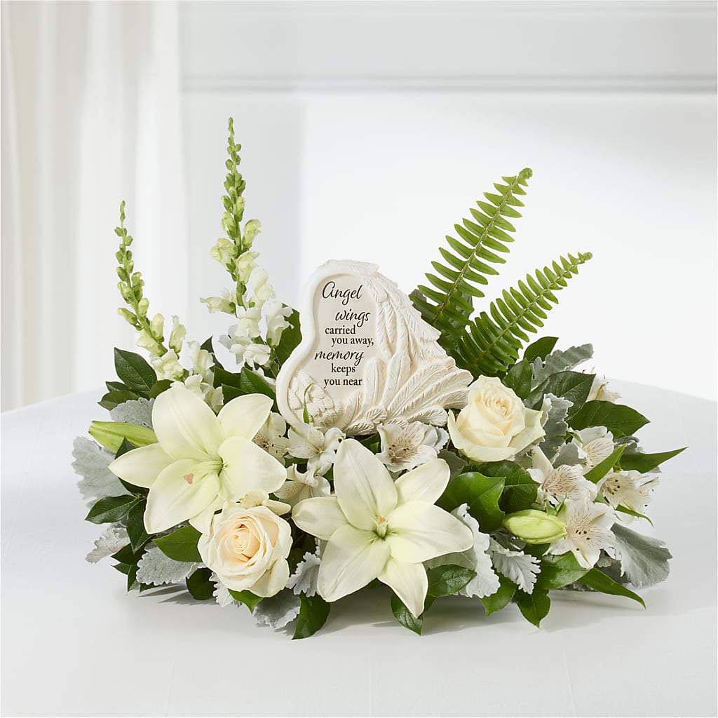 Holding You Close Arrangement – EMERY'S FLOWERS & CO, Maumee OH