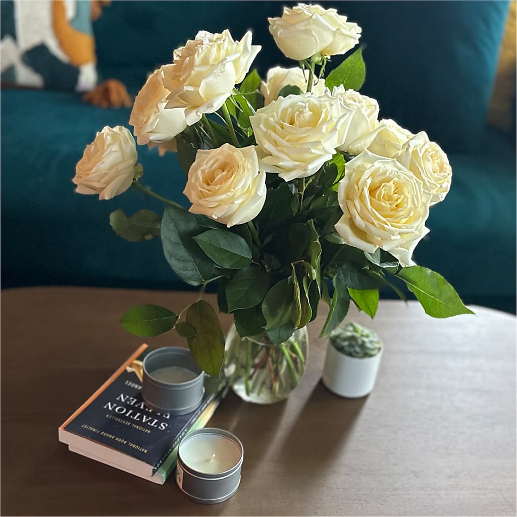 Long Stem Yellow Rose Bouquet – EMERY'S FLOWERS & CO, Maumee OH