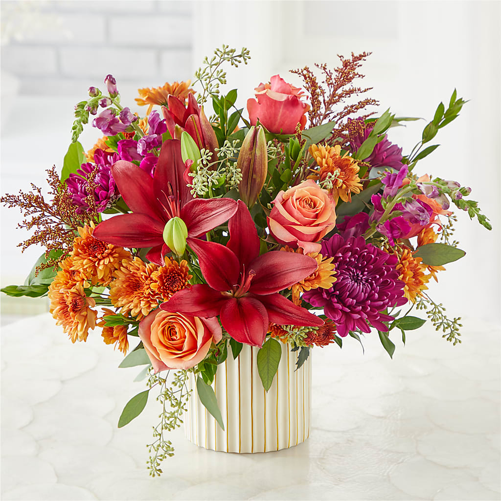 Burgundy Landscape Bouquet – EMERY'S FLOWERS & CO, Maumee OH