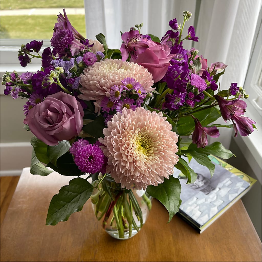 Ultraviolet Bouquet – EMERY'S FLOWERS & CO, Maumee OH