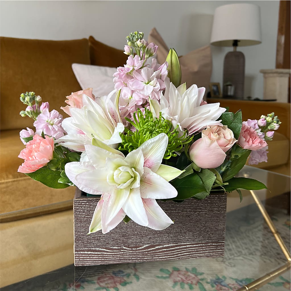 Beautiful Spirit Basket – EMERY'S FLOWERS & CO, Maumee OH