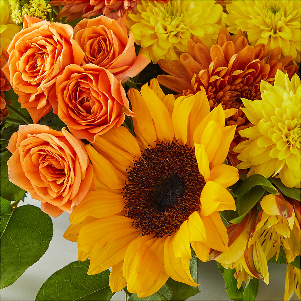 Autumn Harmony Centerpiece – EMERY'S FLOWERS & CO, Maumee OH