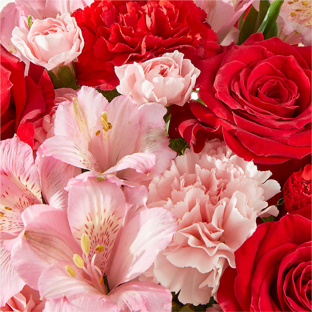 Candy Kisses Bouquet – EMERY'S FLOWERS & CO, Maumee OH