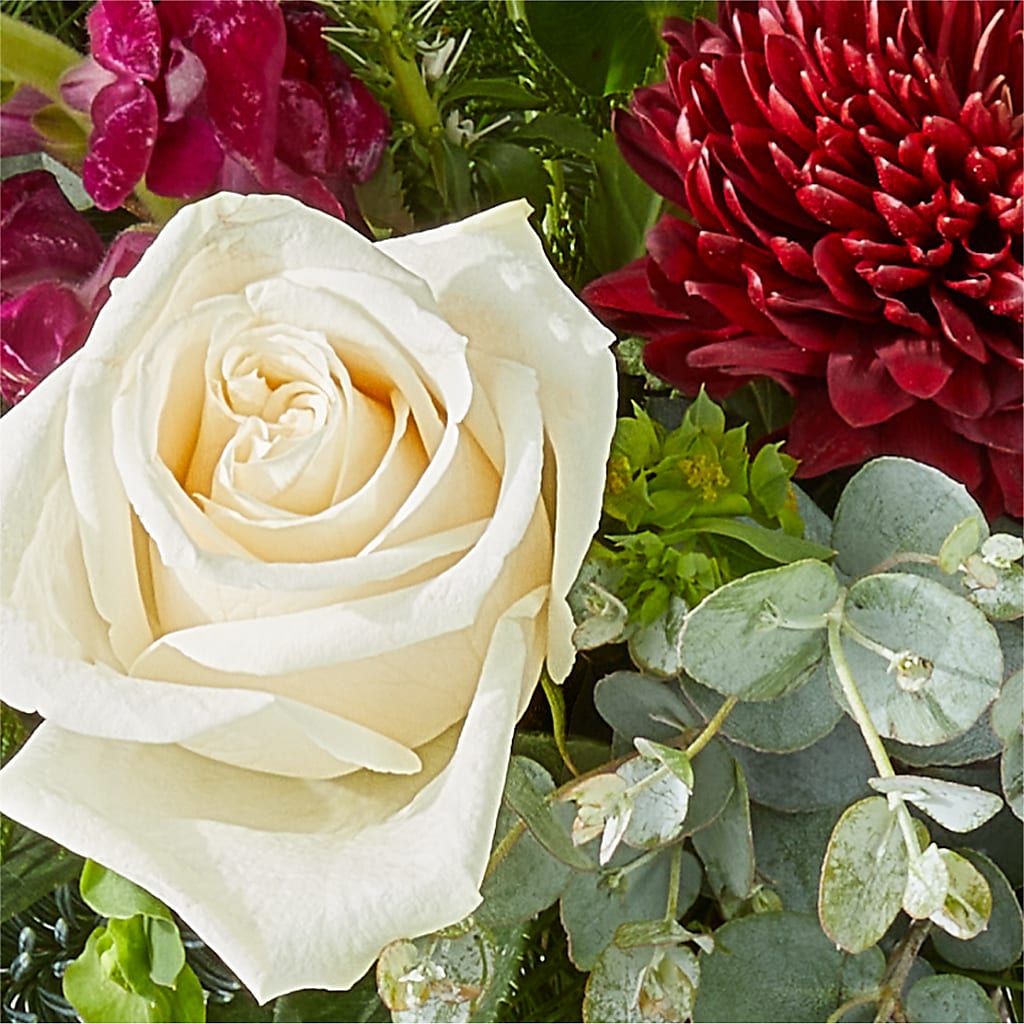 Cranberry Fizz Bouquet – EMERY'S FLOWERS & CO, Maumee OH