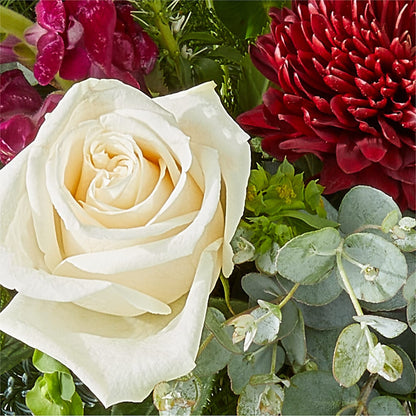 Cranberry Fizz Bouquet – EMERY'S FLOWERS & CO, Maumee OH