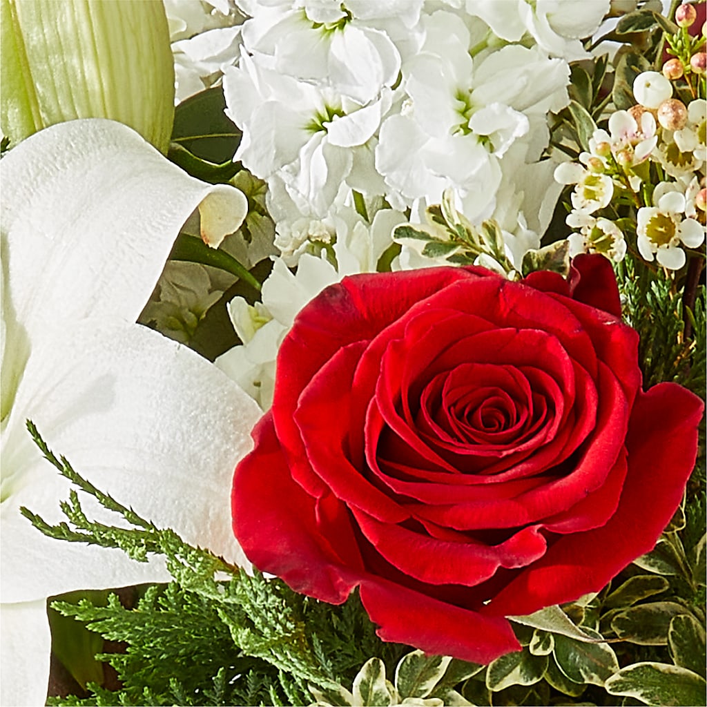 Twinkle Lights Bouquet – EMERY'S FLOWERS & CO, Maumee OH