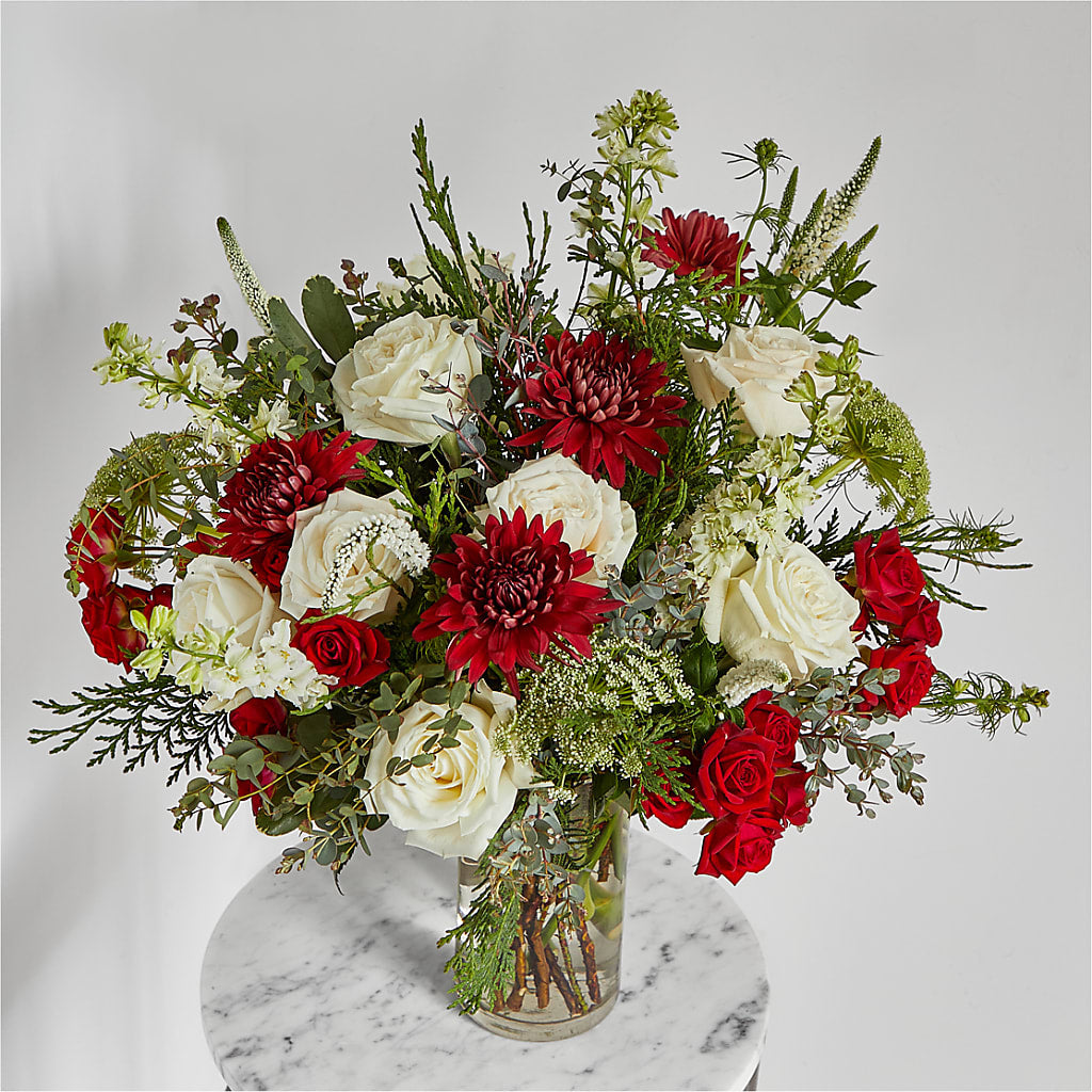 Favorite Traditions Bouquet – EMERY'S FLOWERS & CO, Maumee OH