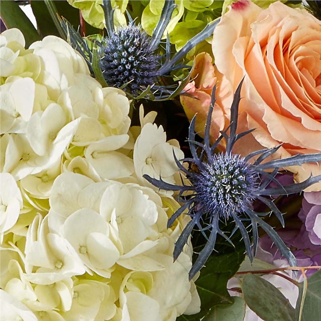 Porch Swing Bouquet – EMERY'S FLOWERS & CO, Maumee OH