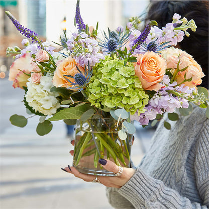 Porch Swing Bouquet – EMERY'S FLOWERS & CO, Maumee OH