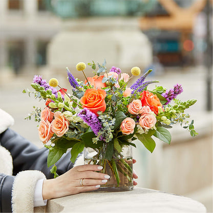The Standout Bouquet – EMERY'S FLOWERS & CO, Maumee OH