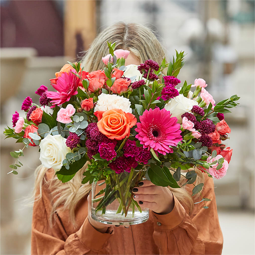 Smell the Roses Bouquet – EMERY'S FLOWERS & CO, Maumee OH