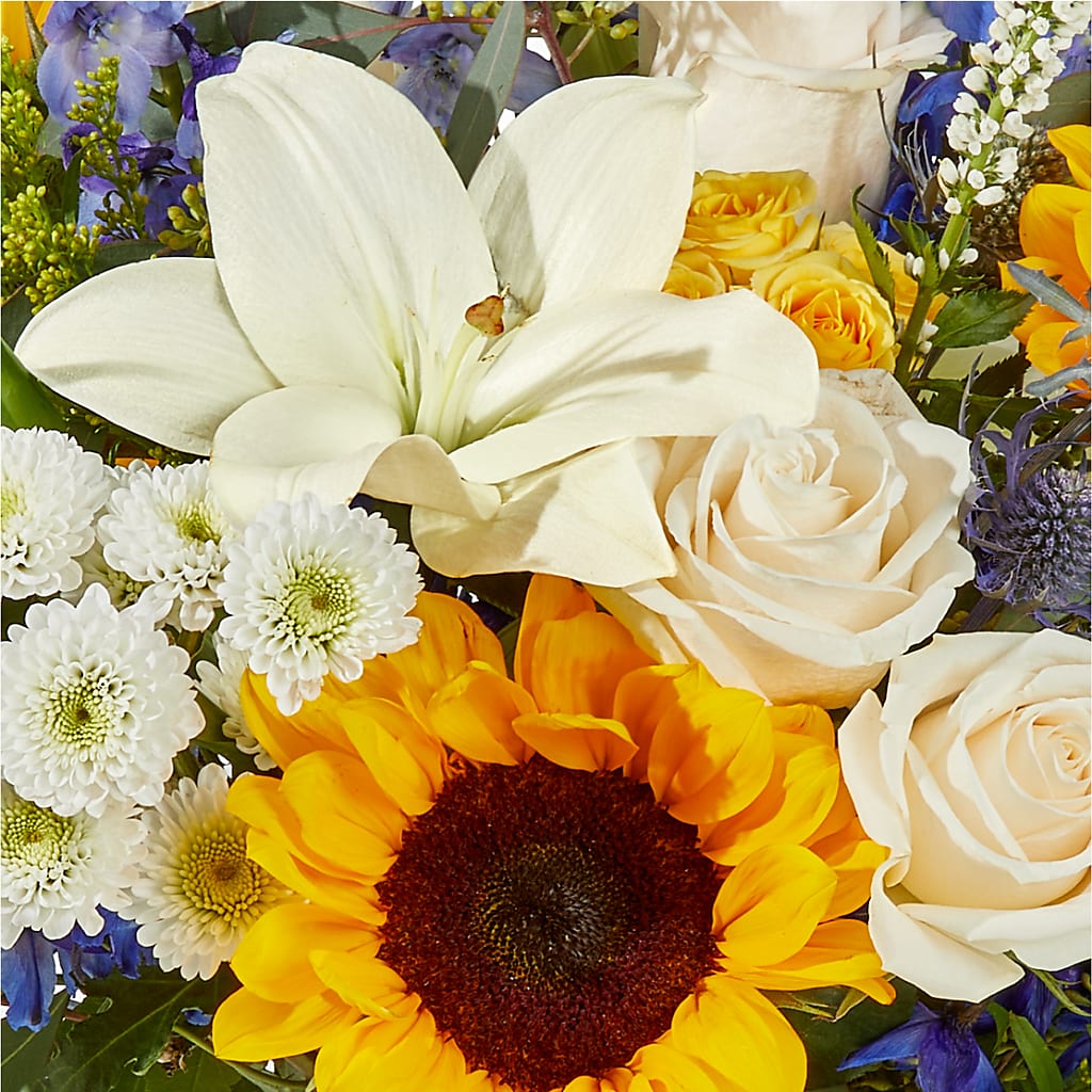 Wonderfully Sunny Bouquet – EMERY'S FLOWERS & CO, Maumee OH