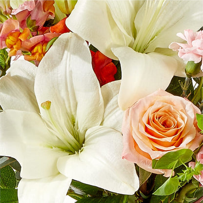 Grapefruit Splash Bouquet – EMERY'S FLOWERS & CO, Maumee OH