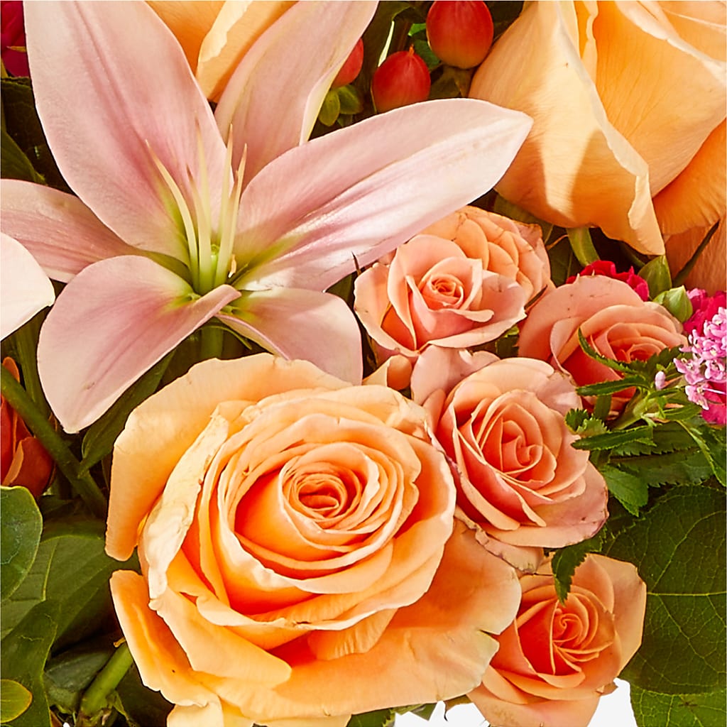 Bisous Bouquet – EMERY'S FLOWERS & CO, Maumee OH