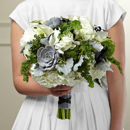 Sweet Innocence Bouquet – EMERY'S FLOWERS & CO, Maumee OH